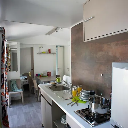 Camping Officiel Siblu Les Charmettes 4*