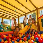 Campsite Camping Officiel Siblu Les Charmettes