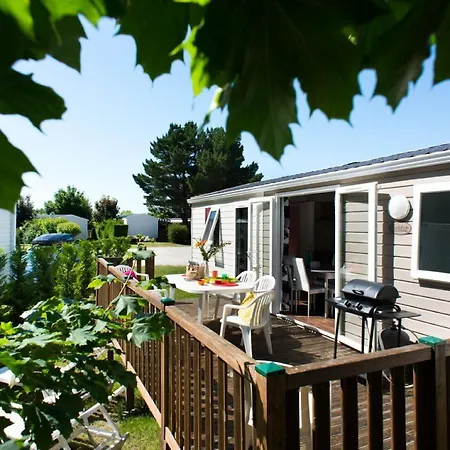 Camping Officiel Siblu Les Charmettes Campsite 4*